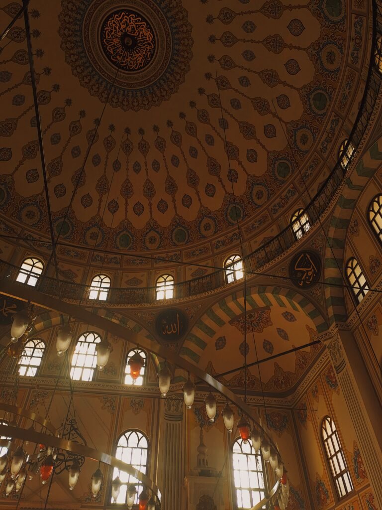 Kemuliaan Maulid Nabi Muhammad ﷺ: Sejarah, Dalil, dan Hikmah